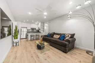 Photo #1: 240003313 Listing