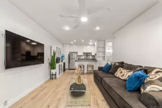 Photo #3: 240003313 Listing