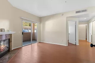 Photo #4: 240003327 Listing