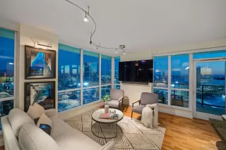 Photo #1: 240003332 Listing