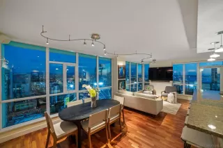 Photo #2: 240003332 Listing