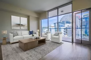 Photo #2: 240003350 Listing 