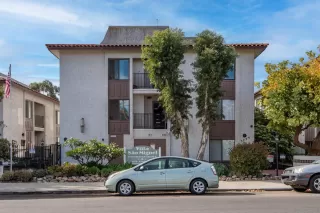 Photo #2: 240003354 Listing 