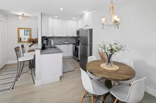 Photo #5: 240003363 Listing 