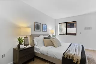 Photo #3: 240003369 Listing