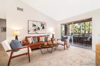 Photo #5: 240003386 Listing 