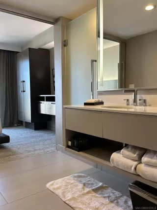 Photo #6: 240003401 Listing