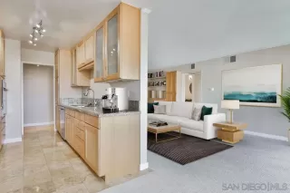 Photo #4: 240003407 Listing 