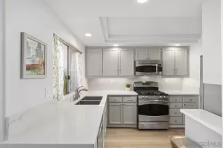 Photo #5: 240003426 Listing