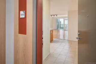 Photo #2: 240003440 Listing