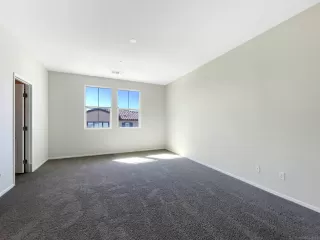 Photo #4: 240003461 Listing