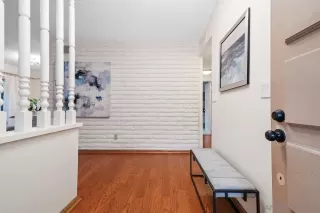 Photo #2: 240003474 Listing