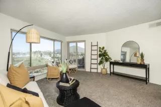 Photo #6: 240003495 Listing