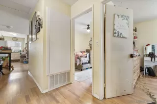 Photo #4: 240003496 Listing