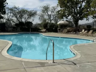 Photo #2: 240003502 Listing