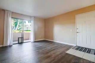 Photo #6: 240003521 Listing 