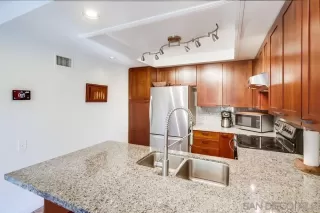 Photo #5: 240003530 Listing