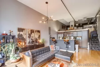 Photo #1: 240003534 Listing