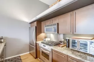 Photo #5: 240003534 Listing