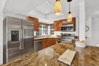 Photo #3: 240003545 Listing