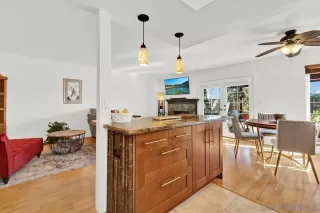 Photo #6: 240003545 Listing