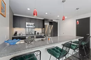 Photo #5: 240003558 Listing