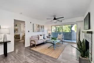 Photo #2: 240003559 Listing 