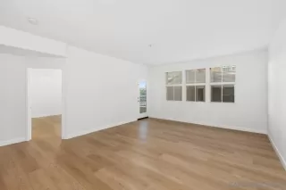 Photo #5: 240003562 Listing 