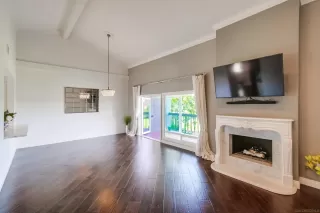 Photo #6: 240003588 Listing