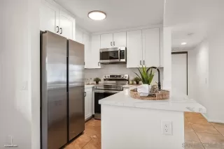 Photo #5: 240003603 Listing