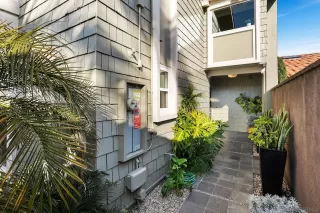 Photo #1: 240003606 Listing