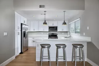 More Details about MLS # 240003734 : 2062 SEA VILLAGE CIRCLE, CARDIFF BY THE SEA, CA 92007