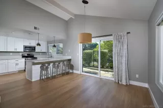 Photo #6: 240003734 Listing