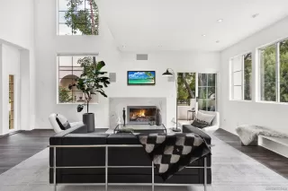 Photo #1: 240003753 Listing 