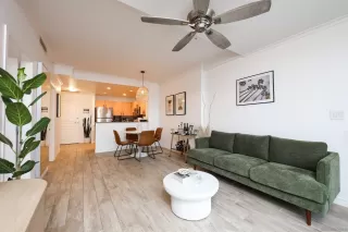 Photo #1: 240003755 Listing