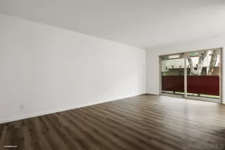 Photo #6: 240003756 Listing