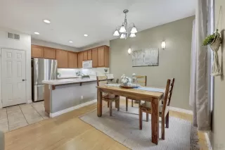 Photo #6: 240003804 Listing