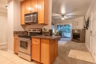 Photo #6: 240003806 Listing 