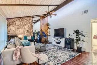 Photo #6: 240003822 Listing 