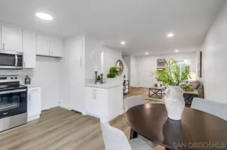 Photo #2: 240003842 Listing