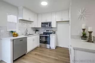 Photo #3: 240003842 Listing