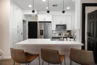 Photo #4: 240003851 Listing 