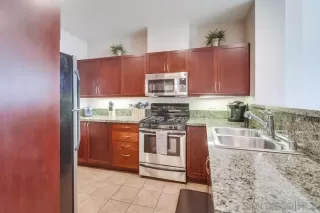 Photo #2: 240003852 Listing