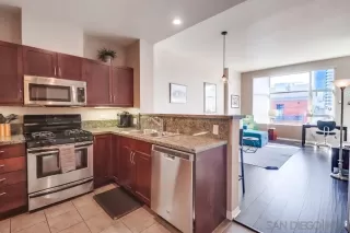 Photo #3: 240003852 Listing