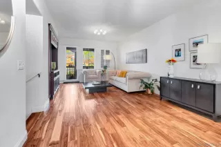 Photo #2: 240003881 Listing 