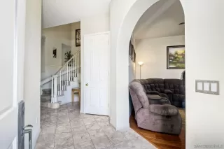 Photo #3: 240003885 Listing