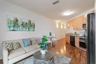 Photo #5: 240003891 Listing