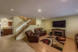 Photo #4: 240003892 Listing 