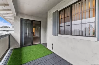 More Details about MLS # 240003900 : 4847 PARKS AVE UNIT 32