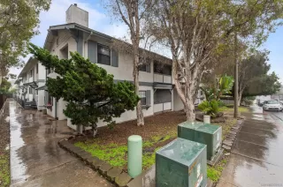 Photo #2: 240003900 Listing